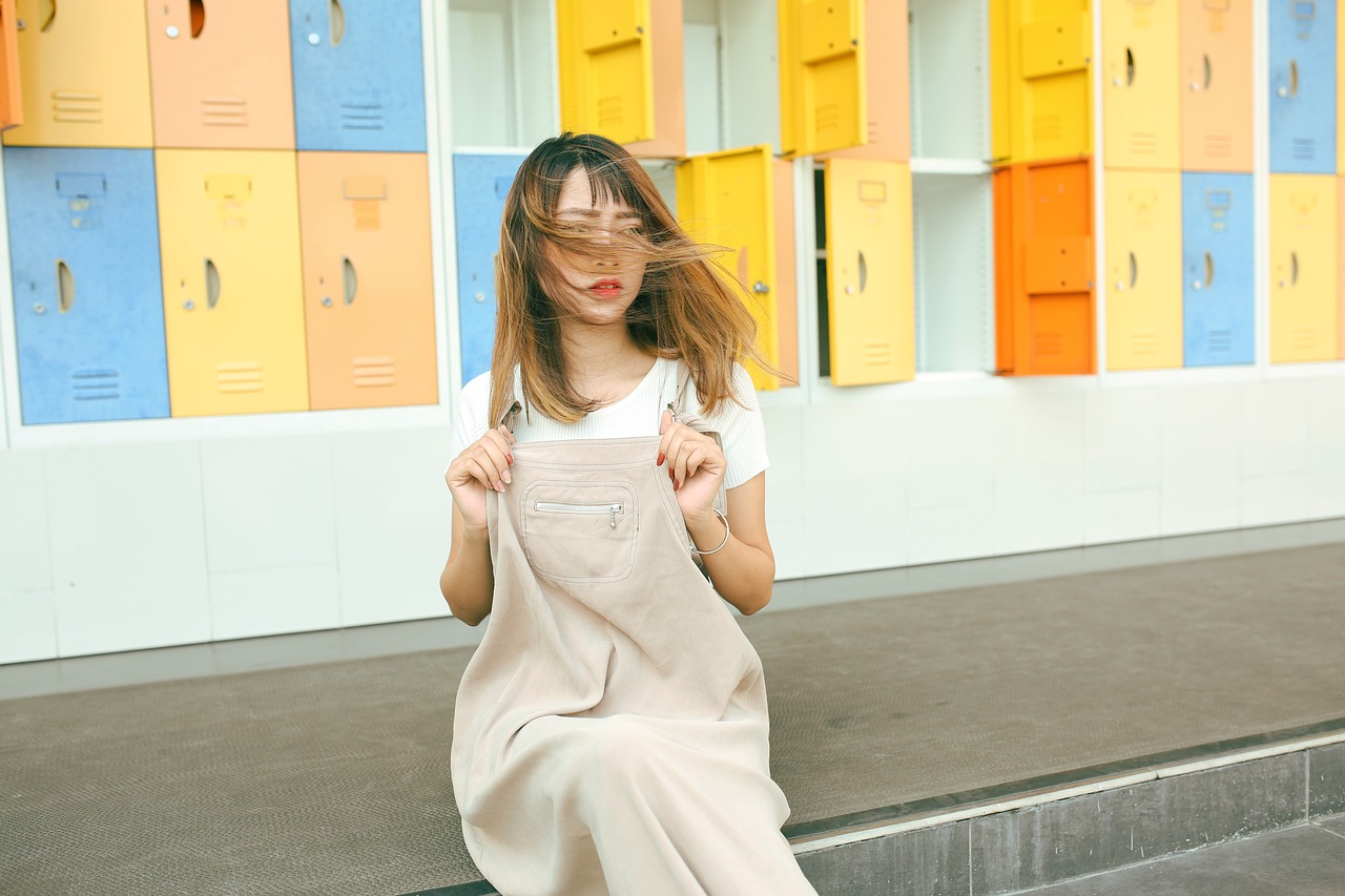 最新女士夏装流行趋势与时尚搭配全指南