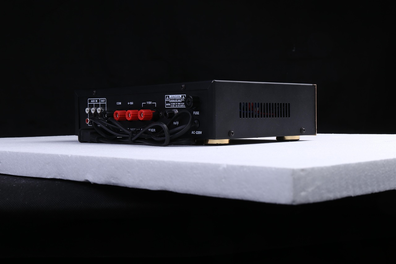 探索清晰功放电路图,以8002为例详解功放电路设计