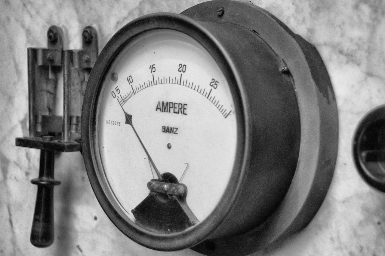 VCOM电压生成技术详解