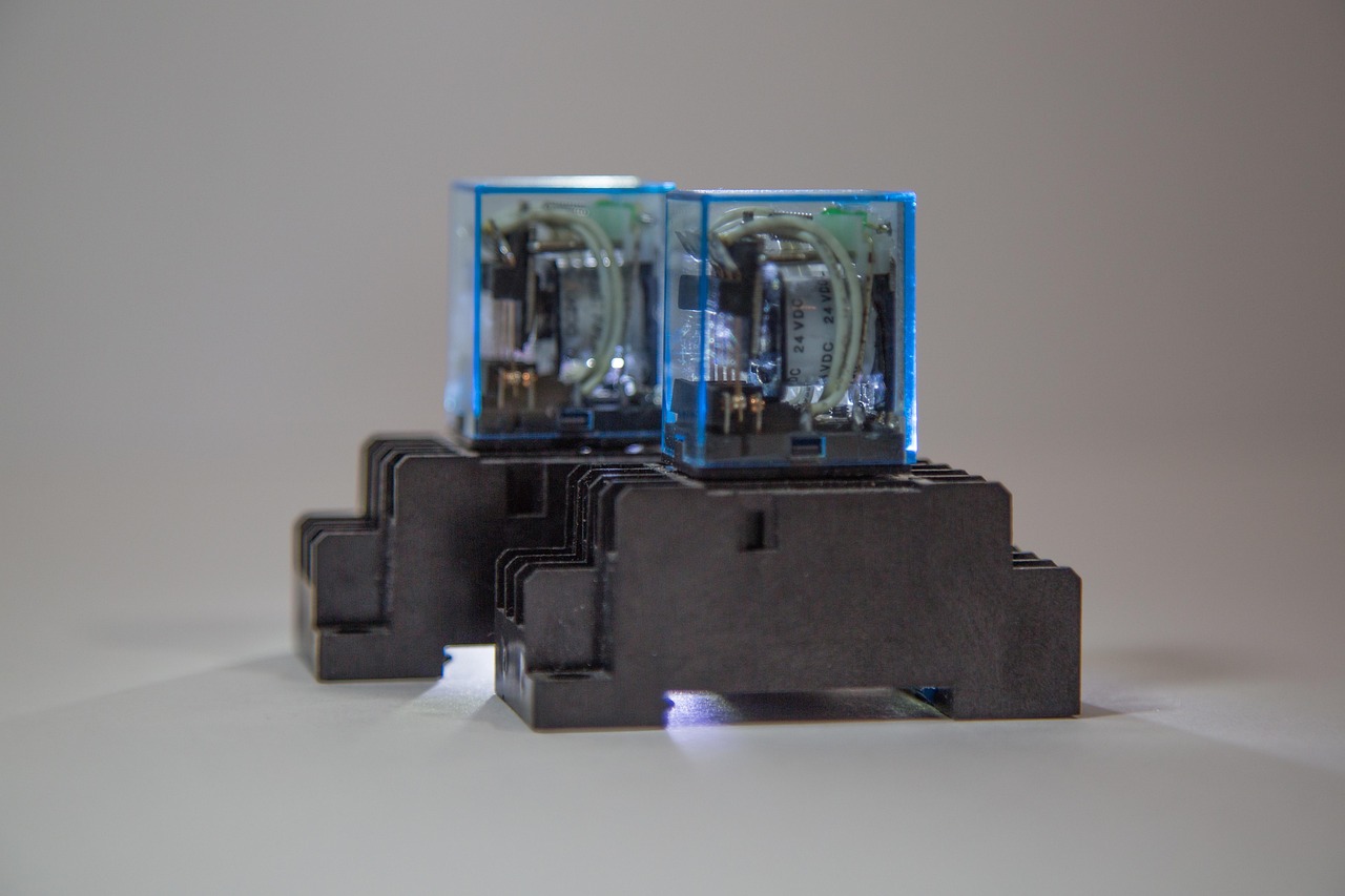 霍尔传感器与贴片技术的融合，革新电子行业的核心力量