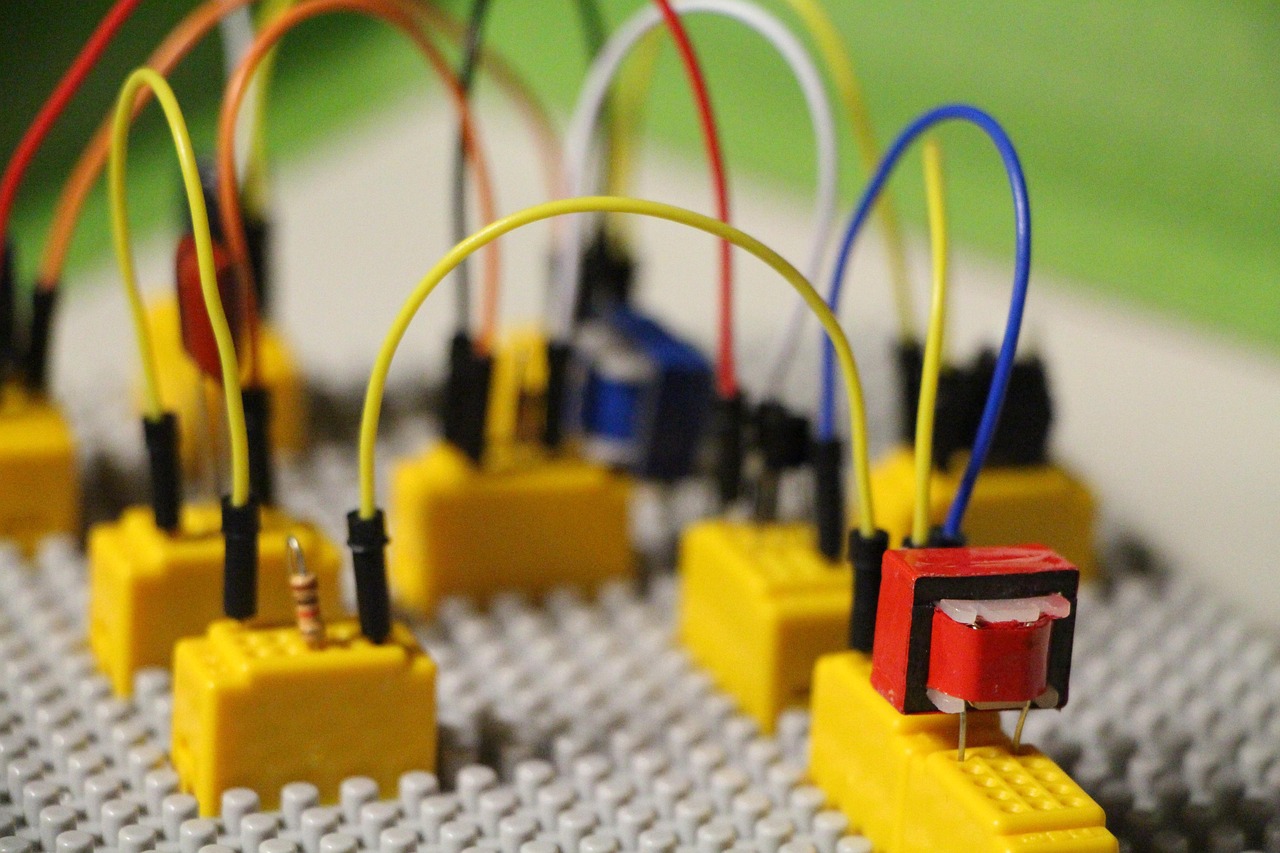 贴片元件查询软件，电子制造领域的得力助手