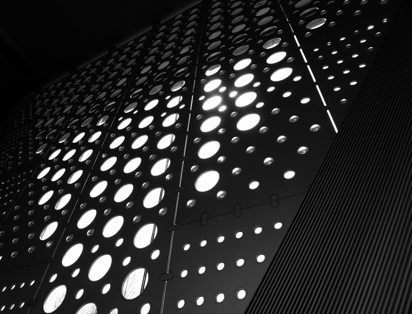 探索现代电子世界的璀璨明珠,精选555应用电路设计