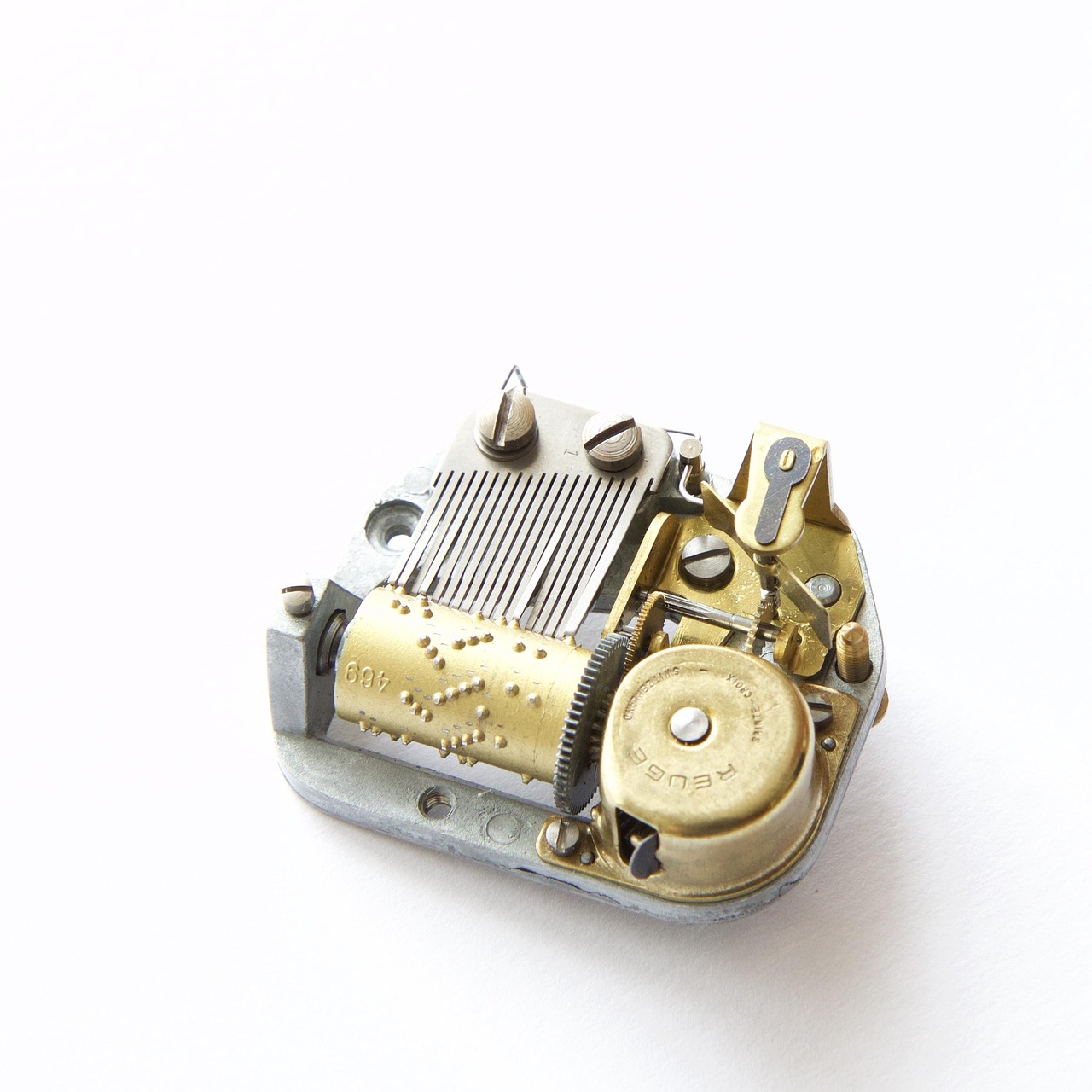 深入了解,232串口芯片的功能、应用与优化解析