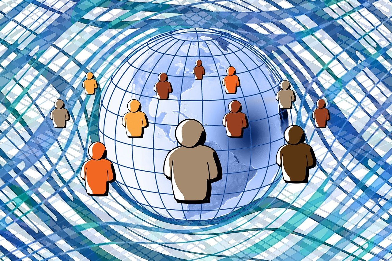 电学基础,频率与电压的核心关系公式解析