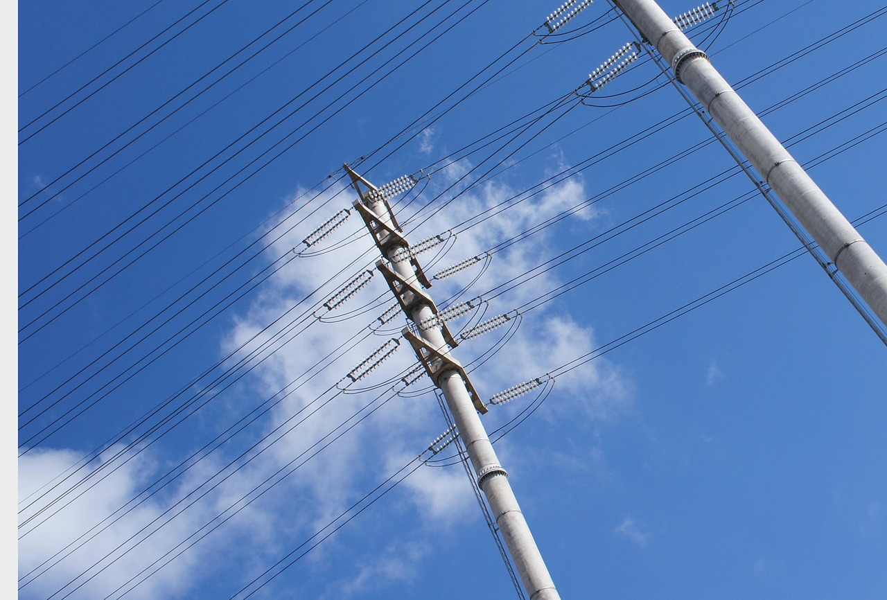 电压采集技术,原理、应用与发展探讨