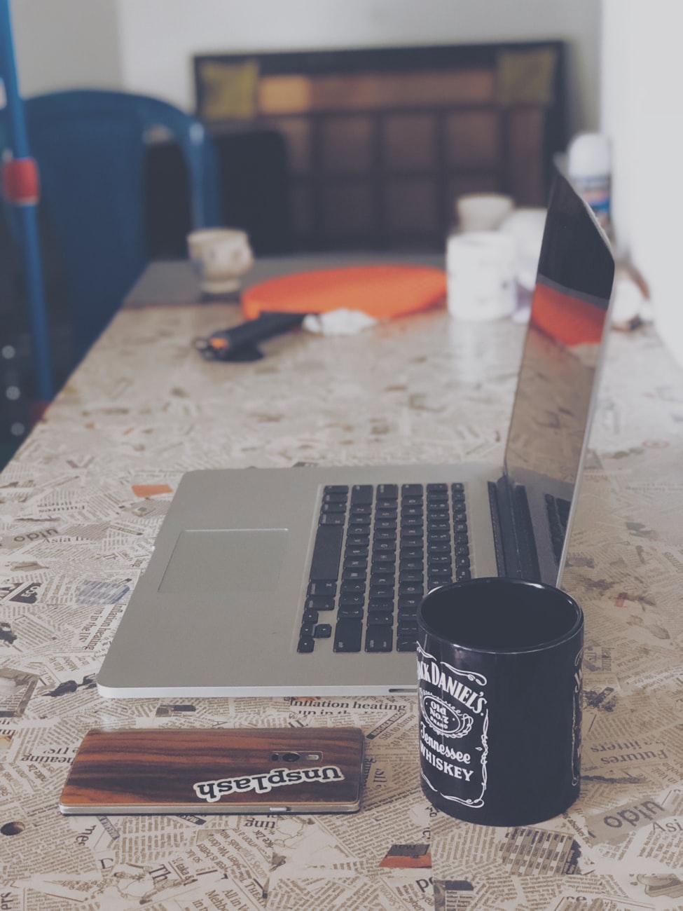 电子制造中的关键要素,贴片电阻与烙铁的应用解析