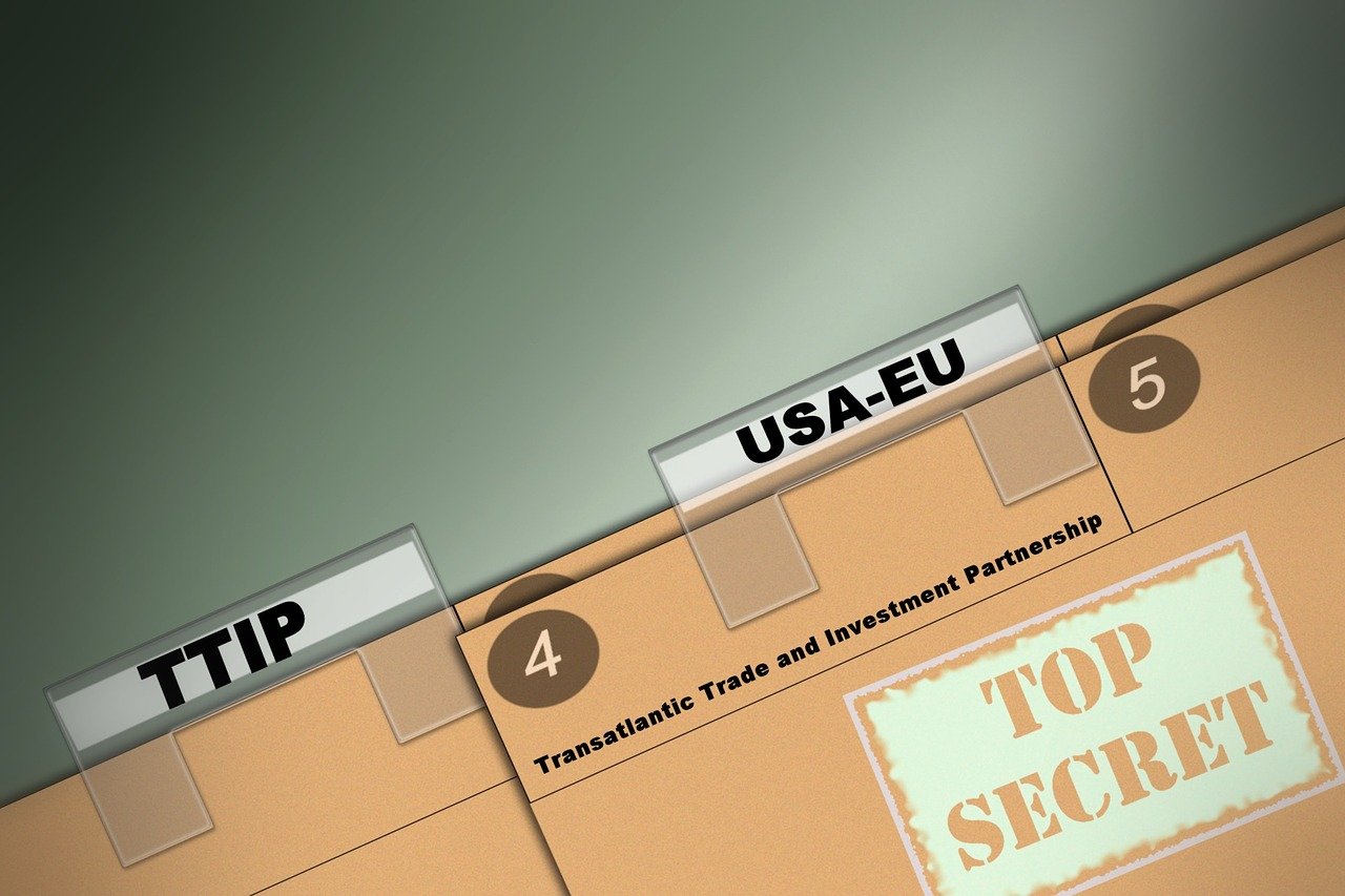 四选一模拟开关芯片的研究与应用探讨