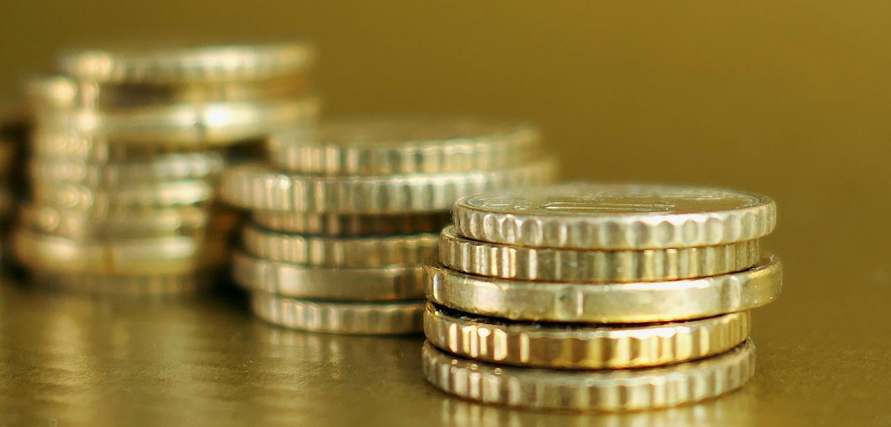 芯片价格波动背后的影响因素及趋势分析揭秘