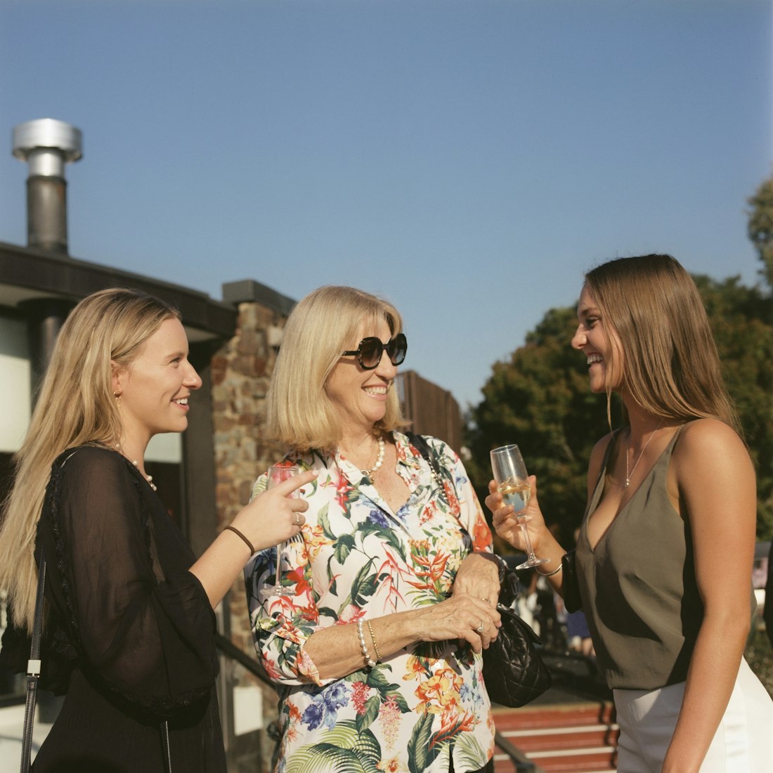 欧美头像流行趋势，时尚个性与艺术融合，最新欧美头像精选（2017）