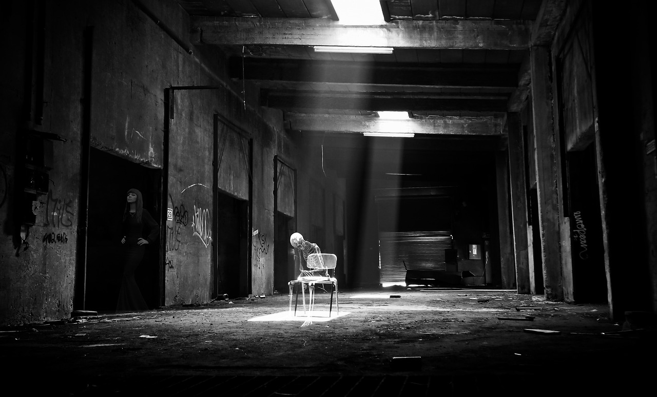 最新鬼电影2017，极致演绎恐怖氛围