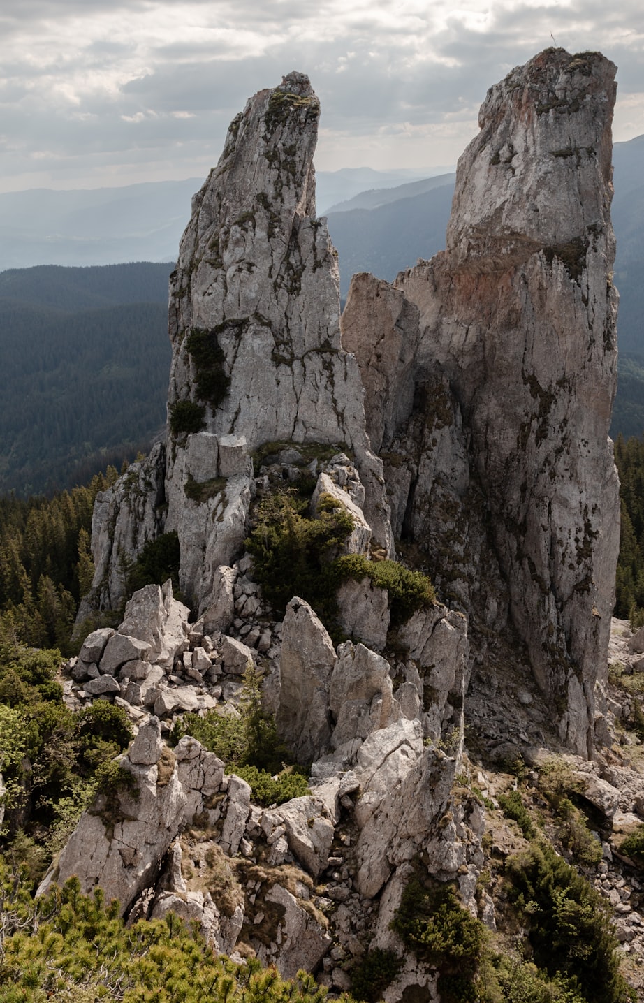 揭秘最新玻璃栈道，走向透明与极致体验的探险之旅