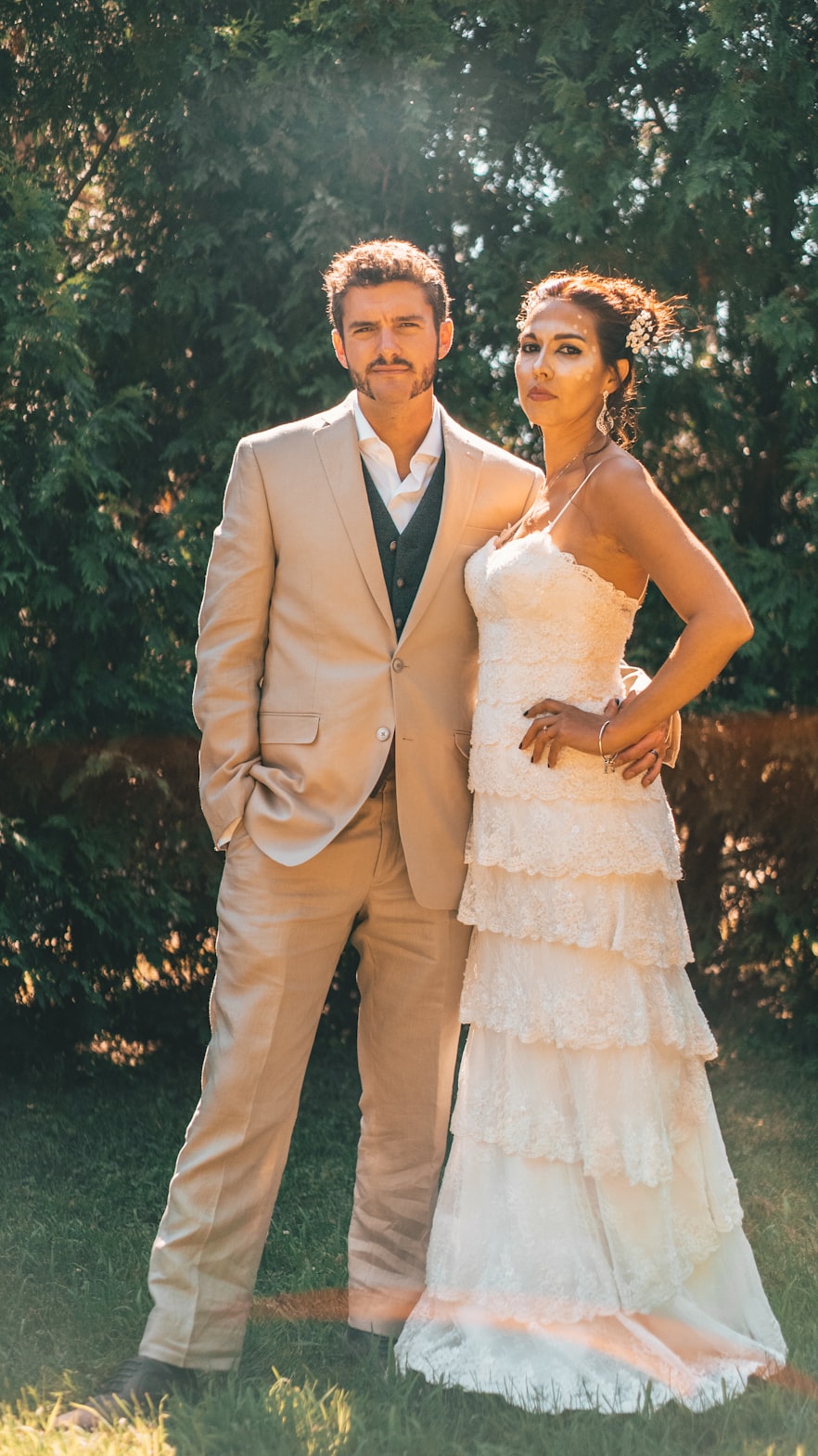 时尚新娘婚纱，完美融合浪漫与潮流的婚纱之选