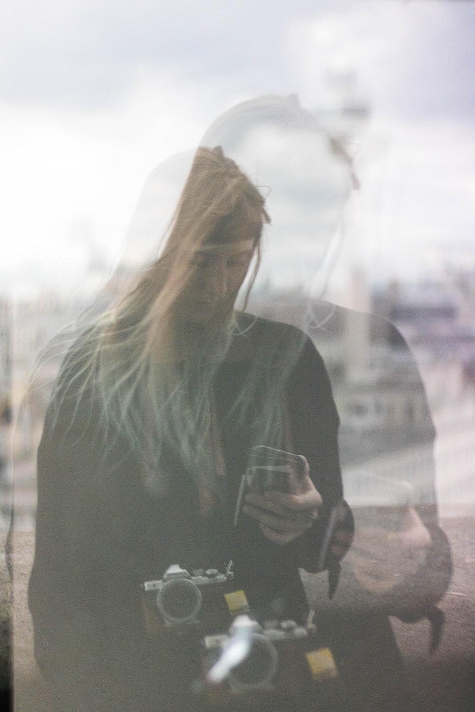 金晶作品最新动态及创作探析揭秘