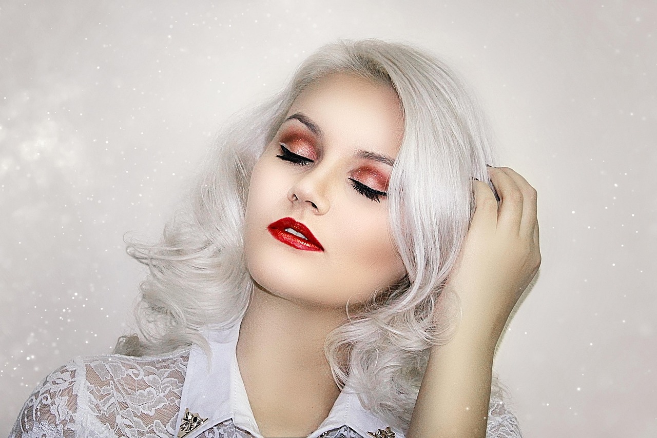 探索时尚前沿，2017最新流行刘海的魅力与趋势