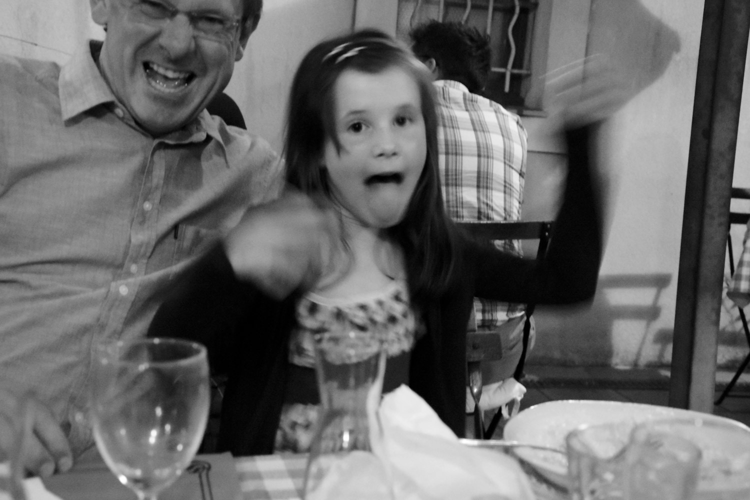 冯巩最新小品城市梦，展现都市生活的真实与温情，2017年最新力作亮相！