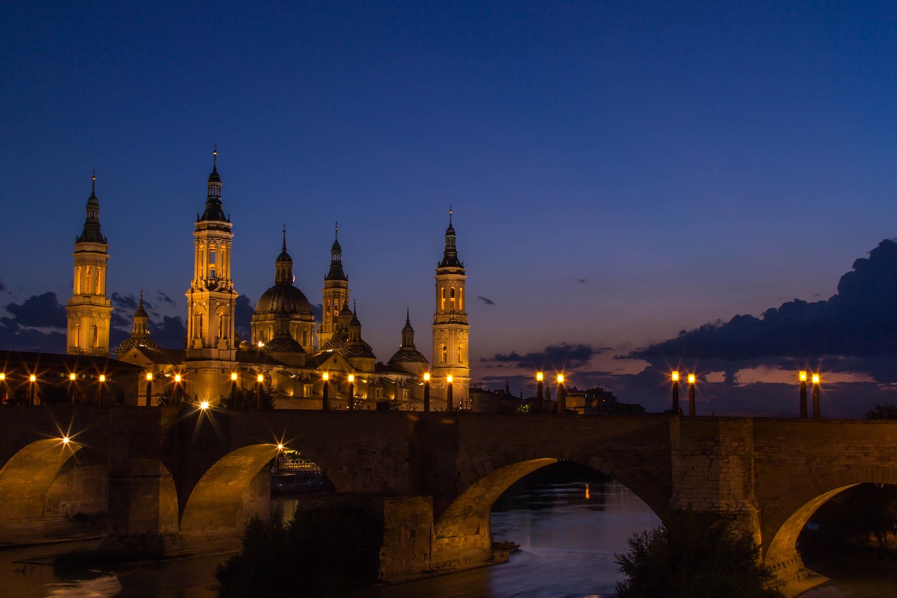 都市奇门医圣，医术与智慧的最新融合动态