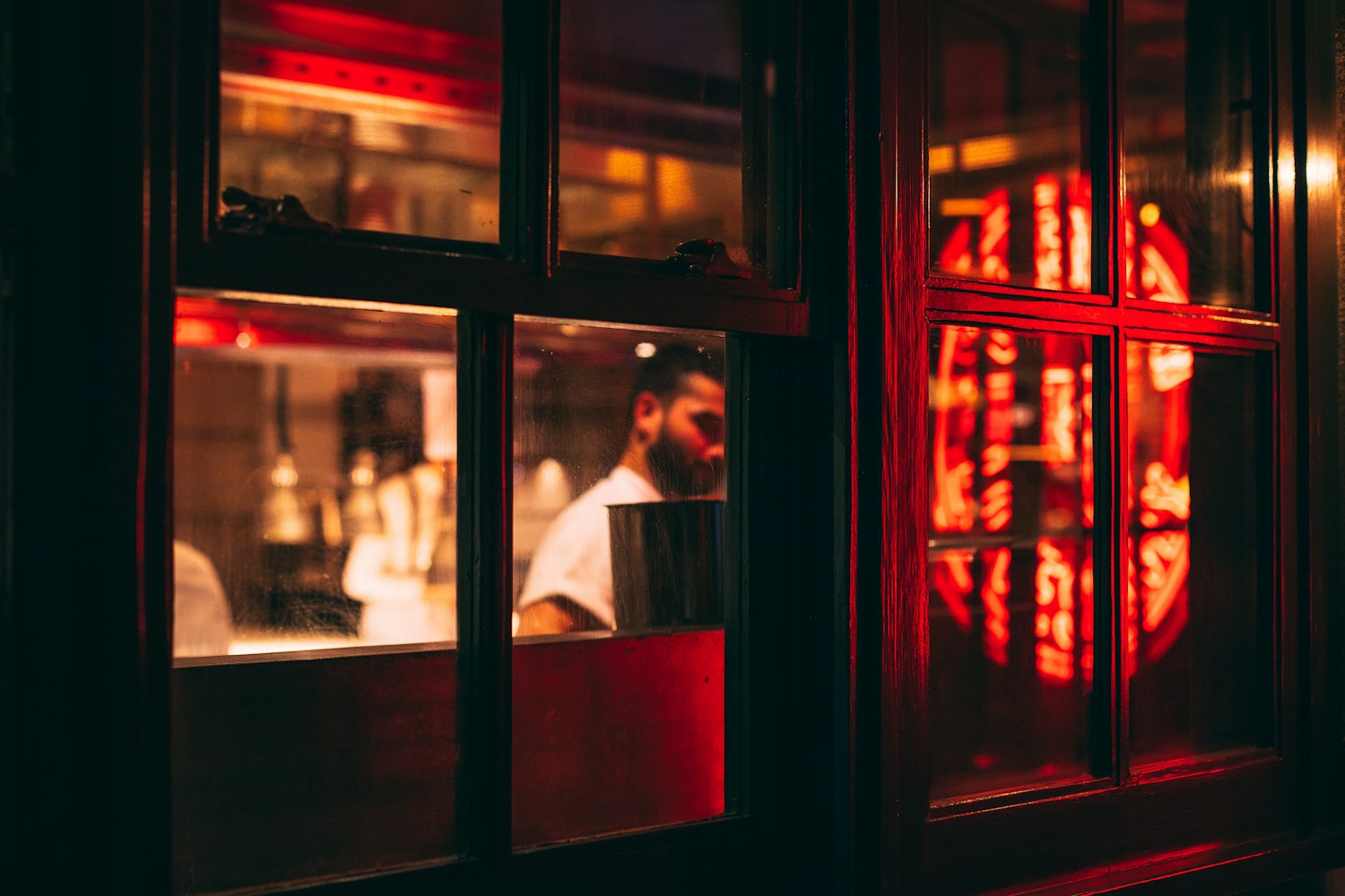 黄秋生新电影失眠,都市心灵挣扎与自我救赎的探寻