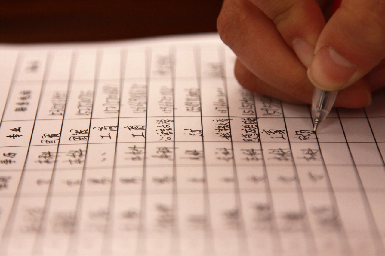 深圳冲压工招聘,职业前景、技能要求和求职攻略全解析